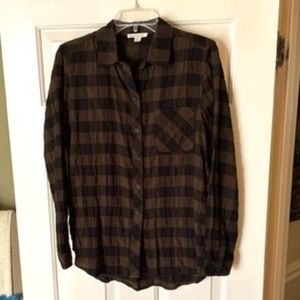 Women's long sleeve button front checked shirt
